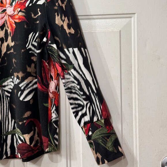 Chico's Sz 2 (L) Women's Knit Top Blouse Long Sleeve Multicolor Floral/Animal - Picture 4 of 9